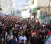 Hundreds mourn the body of the child martyr Qaisiya in Al-Fawwar camp