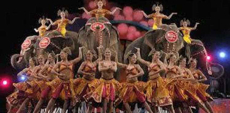 The most famous circus troupe in the world is fighting because of Corona