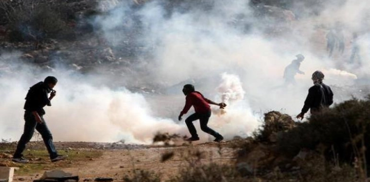Choking injuries as a result of clashes in Kafr Qaddum