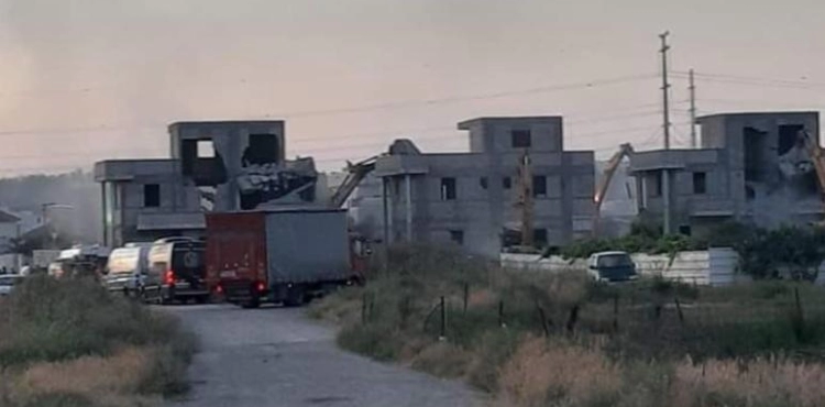 Occupation police demolish 4 Palestinian homes in Al-Tirah, inside the Green Line