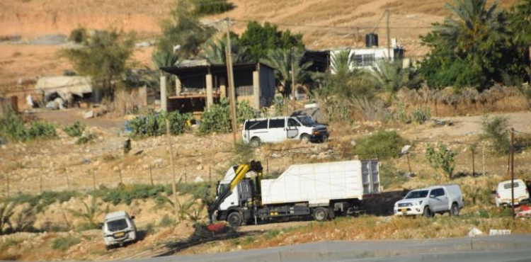 The occupation forces seized irrigation networks in Al-Jiftlik in the Jordan Valley