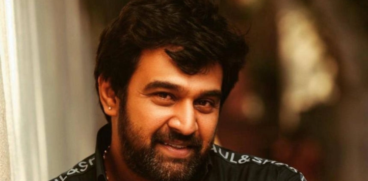 The famous Indian actor Chirangivi Sarja has died of a heart attack