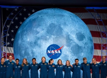 NASA launches competition to create a toilet that challenges the gravity of the moon