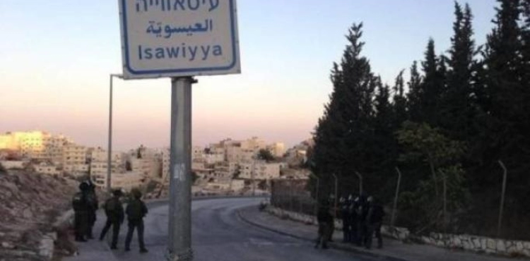 An Israeli special unit kidnaps a child from Al-Issawiya