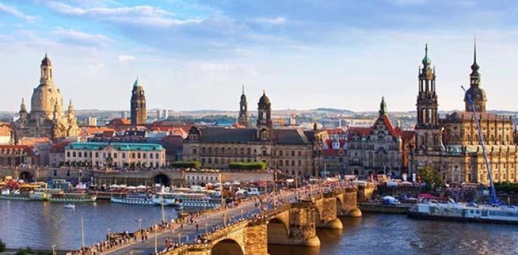 Germany: Radical right-wingers raise a flag with a swastika on a river tour