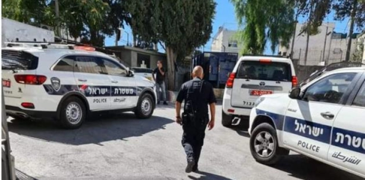 The occupation seriously injured a young man during clashes in Jabal Al Mukaber