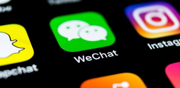 Beijing threatens to boycott Apple as WeChat is banned in the United States