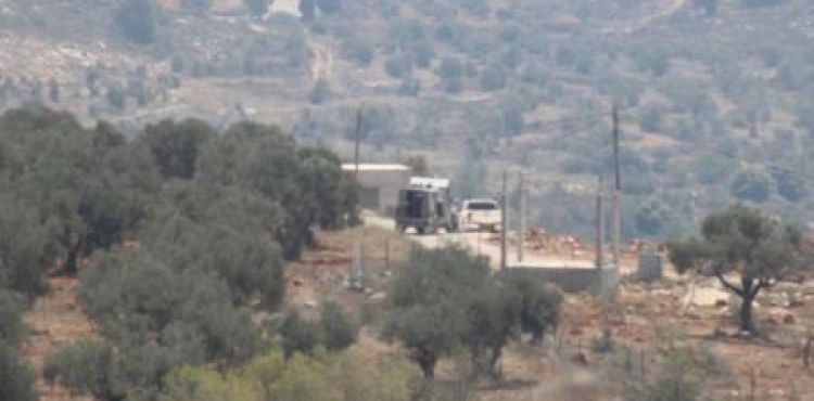 The occupation prevents the construction of an agricultural road in the village of Jaloud, south of Nablus