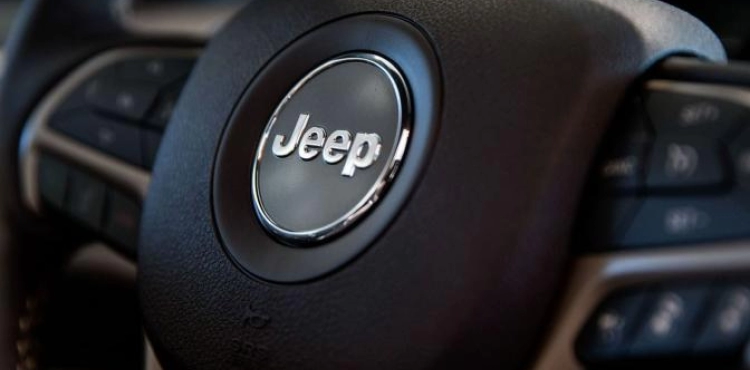 Fiat Chrysler unveils a concept hybrid version of the Jeep Grand Wagoner
