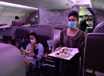 Aircraft meals in Singapore as compensation for the travel ban