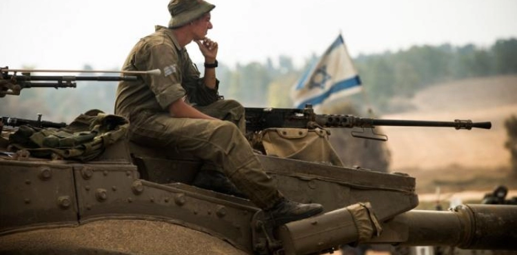 Army of occupation strengthens its forces near the Gaza Strip