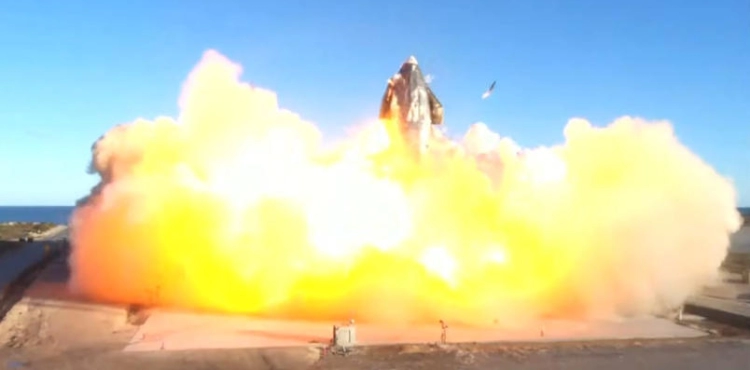 A SpaceX missile explodes during landing after a test flight