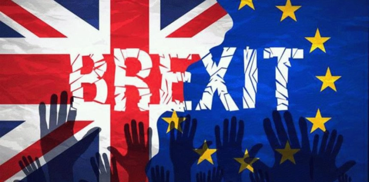 Brexit raises fears of disrupting Britain&acute;s food and drug supply chains