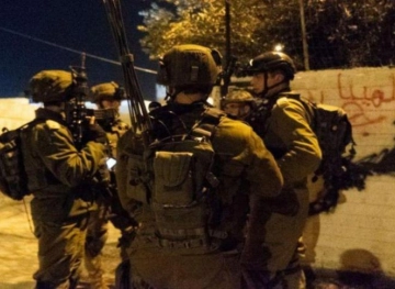 Confrontations and arrest of a young man in Nablus