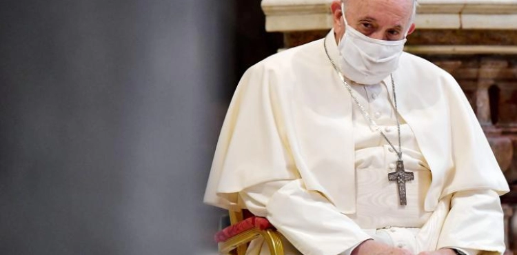 Pope Francis announces that he will receive the Coronavirus vaccine