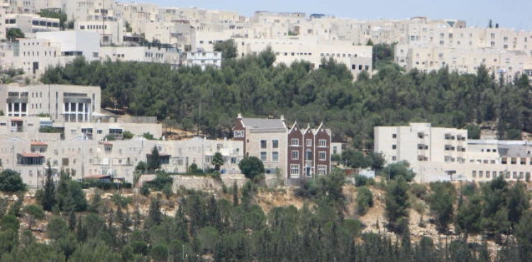 The occupation approves the construction of 530 settlement units in occupied Jerusalem