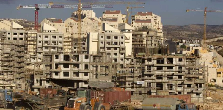 London is &quot;very concerned&quot; about the decision to build 800 settlement units in the West Bank