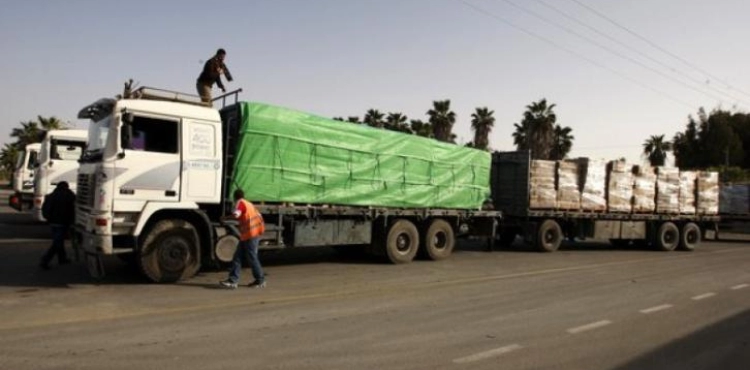 Settlers try to prevent goods from entering Gaza
