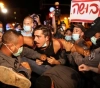 Thousands demonstrate against Netanyahu