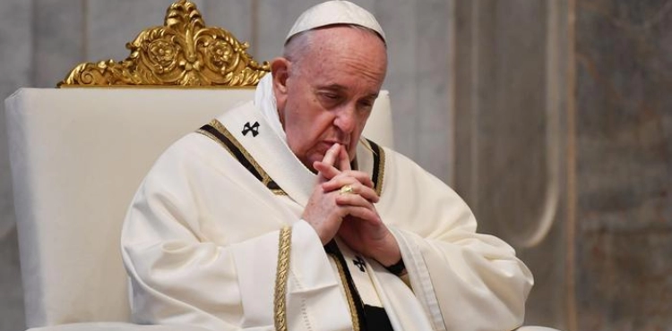 Pope Francis expresses his &quot;solidarity&quot; with the people of Burma