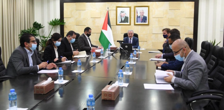 A Qatari pledge to provide 60 million dollars and a European to provide 20 million euros for the construction of gas lines