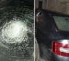 Settlers attack a family and destroy their vehicle in Broqin