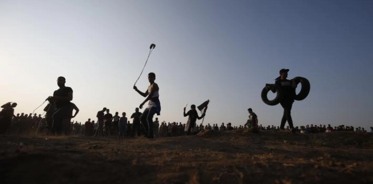 Clashes hit Gaza border, Egyptian delegation visits tents
