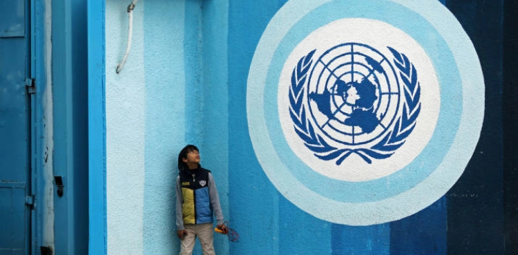 Notes addressed to UN and Arab officials to end the &quot;UNRWA&quot; crisis