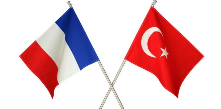 Ankara denounces Macron&acute;s &quot;unacceptable&quot; statements about the Turkish intervention