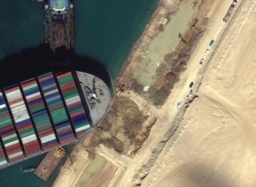 Bloomberg analysis: The navigation crisis in the Suez Canal reveals that the world is more fragile than we think