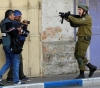 36 Israeli violations of journalists&acute; rights in March