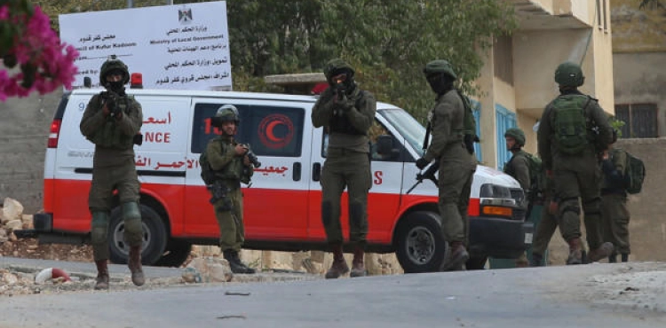 Five young men were wounded by Israeli bullets after storming Nablus