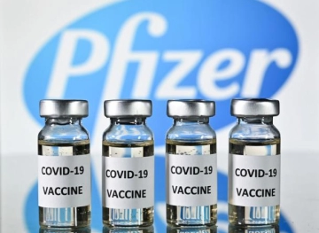 The European Union is accelerating vaccination with the Pfizer / Biontech vaccine and Denmark is abandoning AstraZeneca