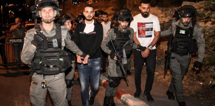 Occupation arrests a number of citizens in Sheikh Jarrah neighborhood