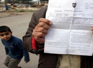 The occupation notifies 4 residents of stopping construction in Salfit and a notification of demolition in Bethlehem