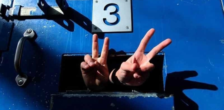 Six prisoners continue their hunger strike to refuse their administrative detention