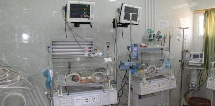 Gaza: about 4,000 births and 307 deaths last month