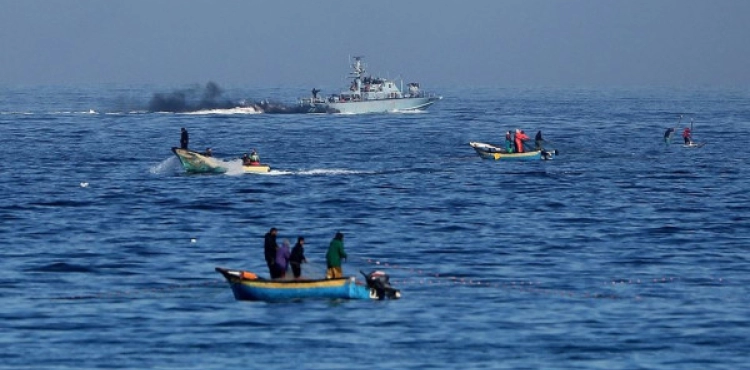 Fishermen injured by Israeli targeting in the Gaza Sea