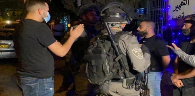 The occupation attacks a number of citizens in Sheikh Jarrah and Silwan, and arrests a young man