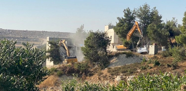 The occupation demolishes 3 houses under construction in Saâ€™ir