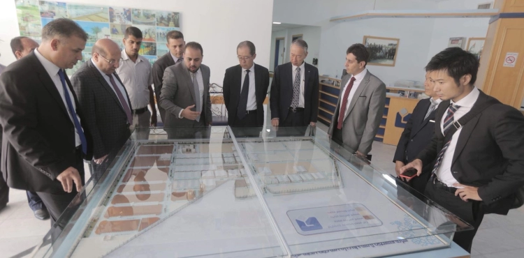 Japanese delegation visits Gaza industrial city