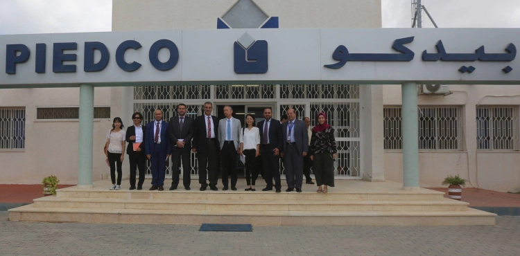 A senior Japanese delegation visits Gaza industrial city