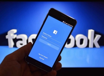 Facebook Adds Hide Like Count