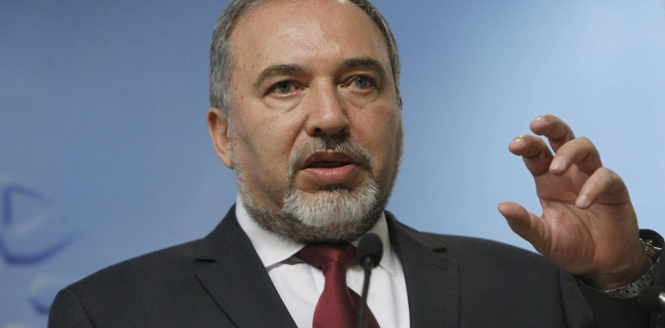 Lieberman: The army is ready for war and we hope Gaza residents will destroy Hamas rule