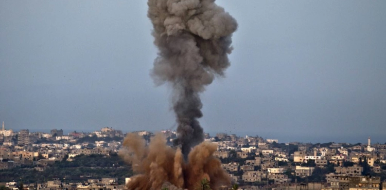 Two martyrs with Israeli shelling in eastern Gaza