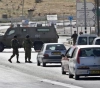 Thirteen civilians, including a girl, were arrested at Qalandia checkpoint, north of Jerusalem
