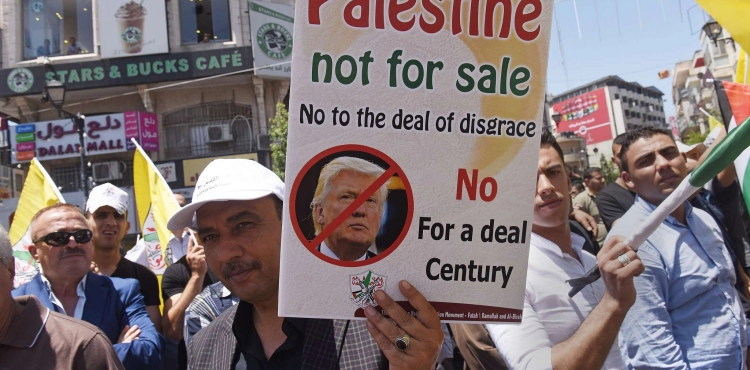 The Palestinians did not show any interest in the Manama conference and considered it a &quot;bribe &quot; American