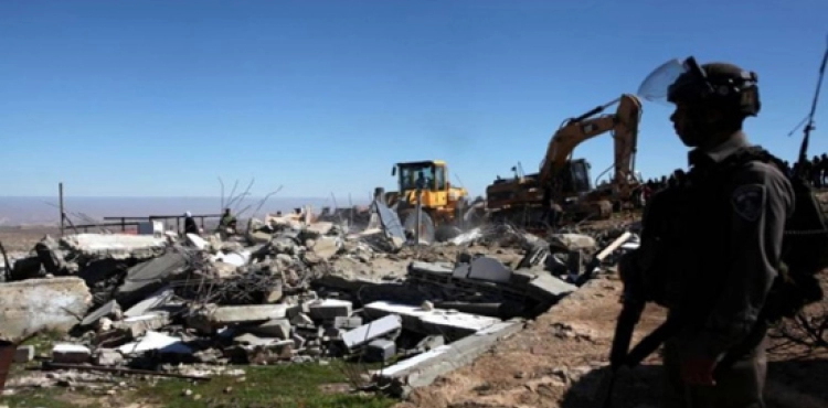 The occupation notifies the demolition of 25 homes in the village of Al-Sawiya, south of Nablus