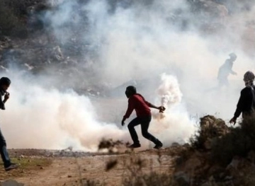 7 civilians suffocated during clashes with the occupation east of Nablus