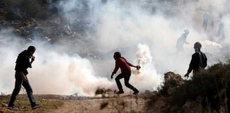 7 civilians suffocated during clashes with the occupation east of Nablus